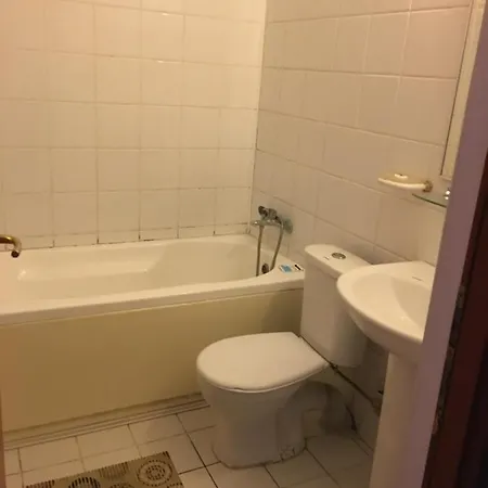 2 Δωμάτια σε οικογενειακή κατοικία